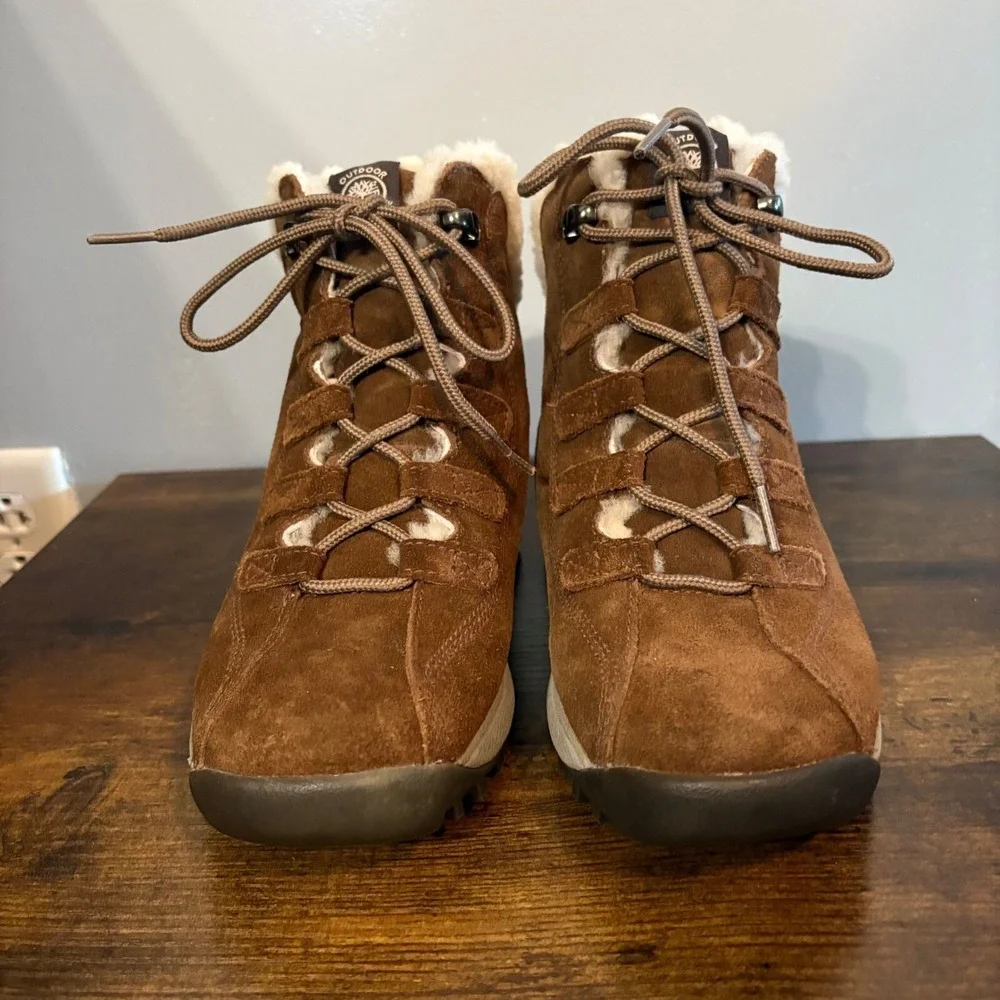Timberland Brown Suede Canard Resort Shearling Lined  Hiking Boot‎ (Women 6.5)
